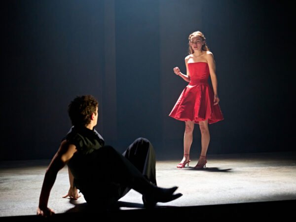 Rj Noah Jupe Sadie Sink Credit Manuel Harlan 0065