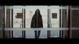 A Year In London - Trailer del film di Flaminia Graziadei con Melanie Liburd e Nina Pons