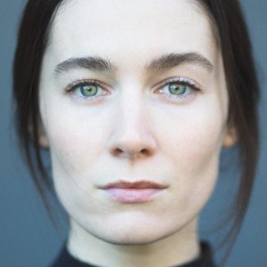 Siobhán Cullen: un primo piano dell'attrice irlandese