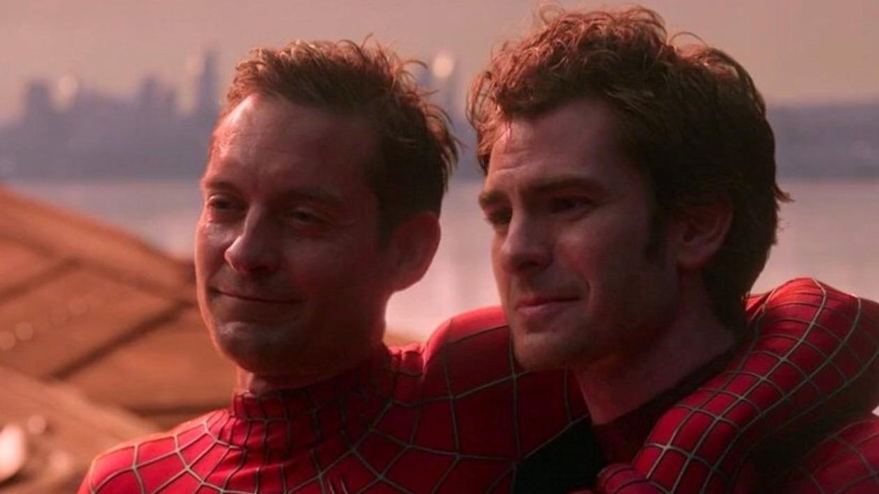 Tobey Maguire e Andrew Garfield vestiti da Spider-Man