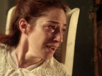 La Promessa anticipazioni 7 aprile: Eugenia minaccia Don Lorenzo con un tagliacarte