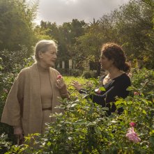 Vita mia: Dominique Sanda e Celeste Casciaro in giardino
