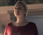 Elisabeth Moss a sorpresa in The Testaments: il ritorno di June Osbourne spiegato