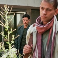 Il sentiero dei fantasmi: Adam Bessa, Tawfeek Barhom in una scena