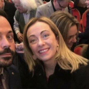 Gioacchino Amico e Giorgia Meloni: foto del 2019 pubblicata da Report