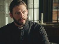 La Promessa anticipazioni 13 aprile: Samuel verso la scomunica, Maria aggredisce Petra!