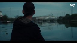 Rosa Elettrica - In fuga con il nemico - Trailer della serie Sky Original con Maria Chiara Giannetta