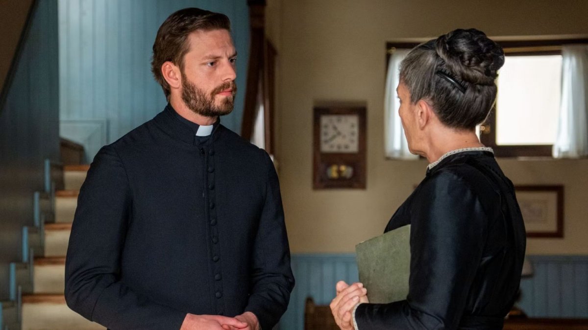 la promessa anticipazioni 15 aprile padre samuel difende petra catalina si finge malata da Movieplayer.it la promessa anticipazioni 15 aprile padre samuel difende petra catalina si finge malata