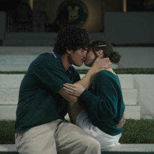 Beef - Lo scontro. Austin ed Ashley sono la coppia giovane della seconda stagione