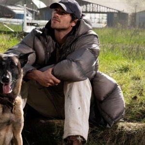 Dog Stars - Guidati dalle stelle, Jacob Elordi e il suo cane