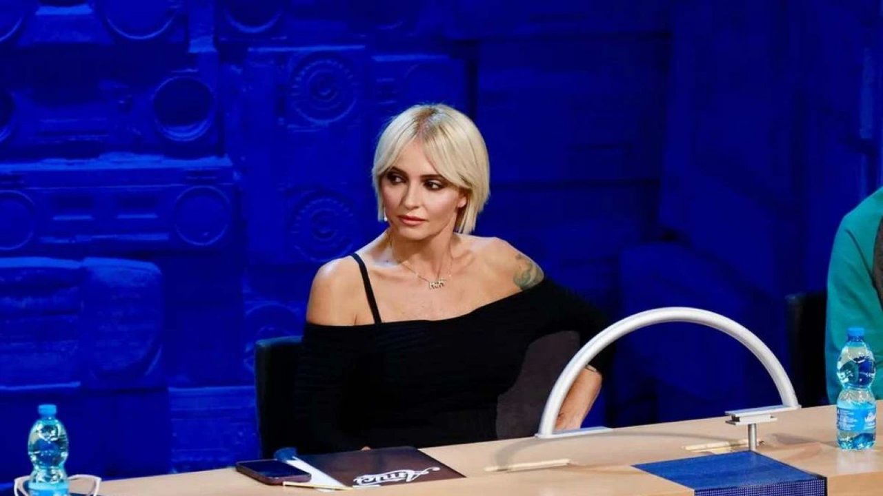 Amici 25, anticipazioni quinta puntata del serale: ecco i tre allievi al ballottaggio