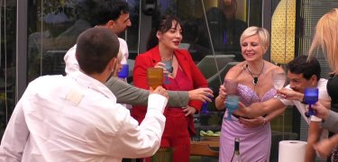 Antonella Elia Brinda Finale