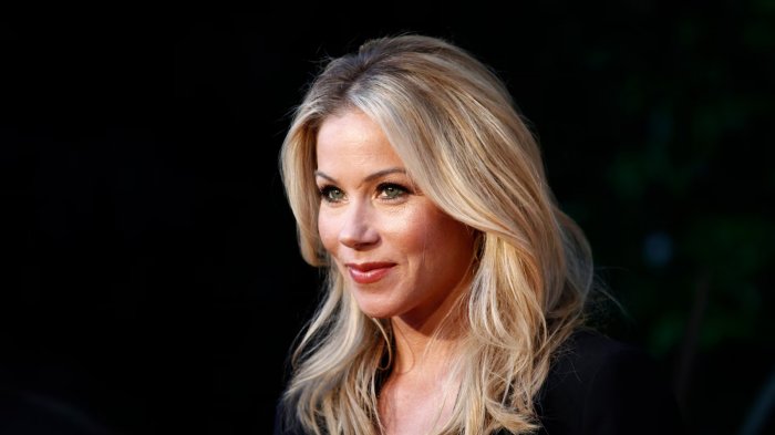 Christina Applegate dopo il ricovero in ospedale: 'I problemi di salute sono una costante'