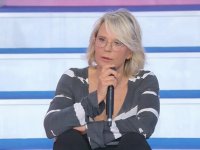 Uomini e Donne: Maria De Filippi svela chi Ciro Solimeno preferisce tra Elisa e Martina