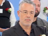 Uomini e Donne anticipazioni: Sebastiano Mignosa lascia Simona e raggiunge Elisabetta