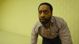 Backrooms - Trailer italiano dell'horror A24 con Chiwetel Ejiofor e Renate Reinsve