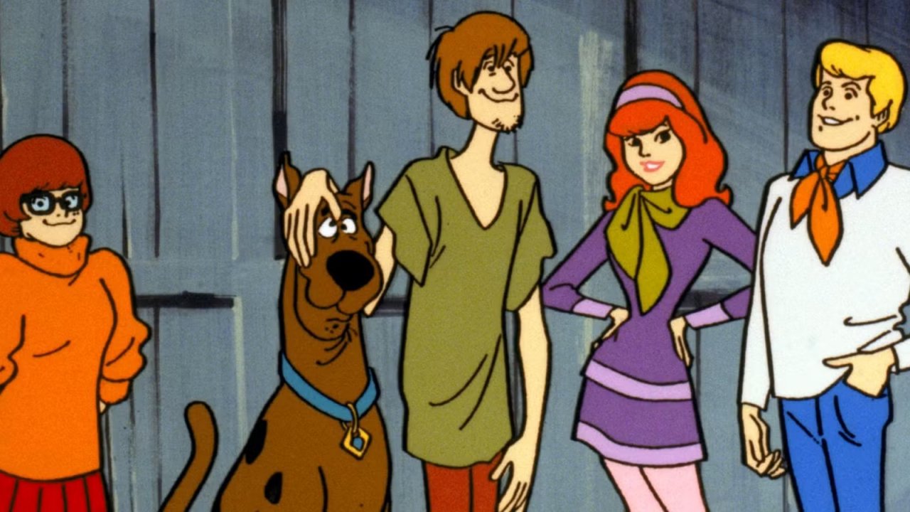 Scooby-Doo: i protagonisti della serie live-action ritratti nella prima foto ufficiale