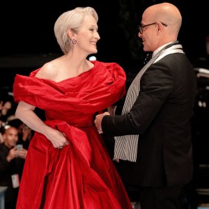 Il Diavolo veste Prada 2: Meryl Streep in un favoloso abito rosso