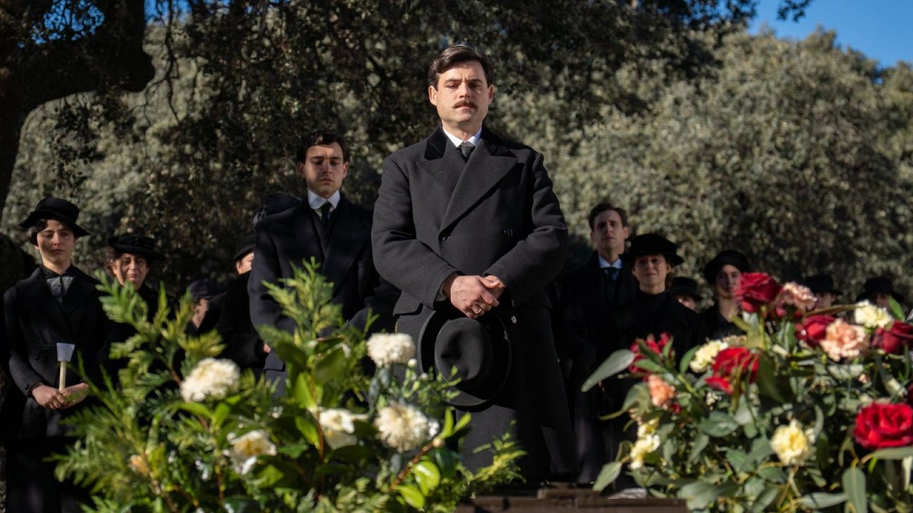 La Promessa anticipazioni 26 aprile: Manuel va al cimitero da Jana, la richiesta sulla tomba