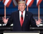 Report stasera su Rai 3: intrighi tra Trump e Maduro e porti italiani tossici