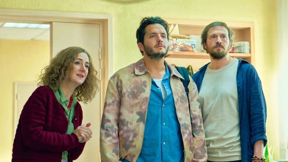 Bocciato Alexandre Kominek Josephine De Meaux Yannik Landrein Scena Serie Tv Netflix