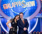 GialappaShow su TV8: Geppi Cucciari e Luca Argentero tra gli ospiti di stasera