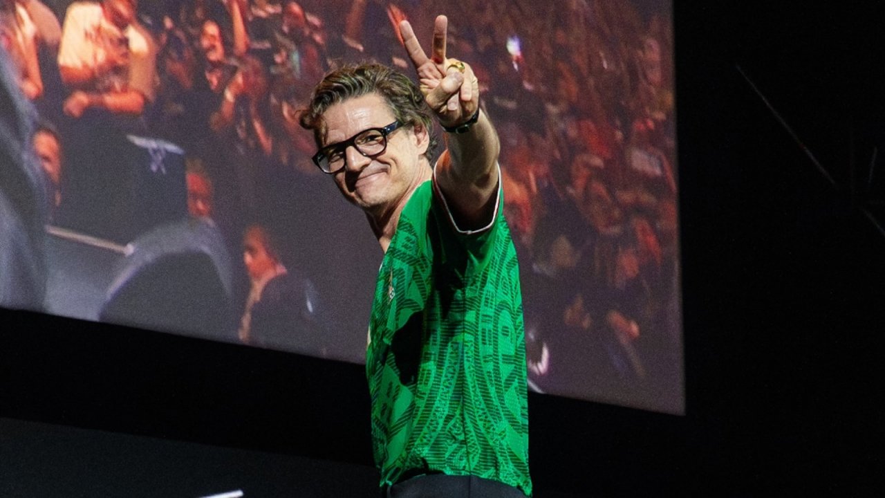 Pedro Pascal in lacrime per The Mandalorian and Grogu: i fan lo sostengono con un applauso