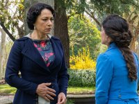 La Promessa anticipazioni 29 aprile: Angela si accampa nei giardini e sfida Leocadia