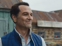 Emmy 2026, sorprese e delusioni: Matthew Rhys batte Oscar Isaac e Taylor Swift spiazza tutti