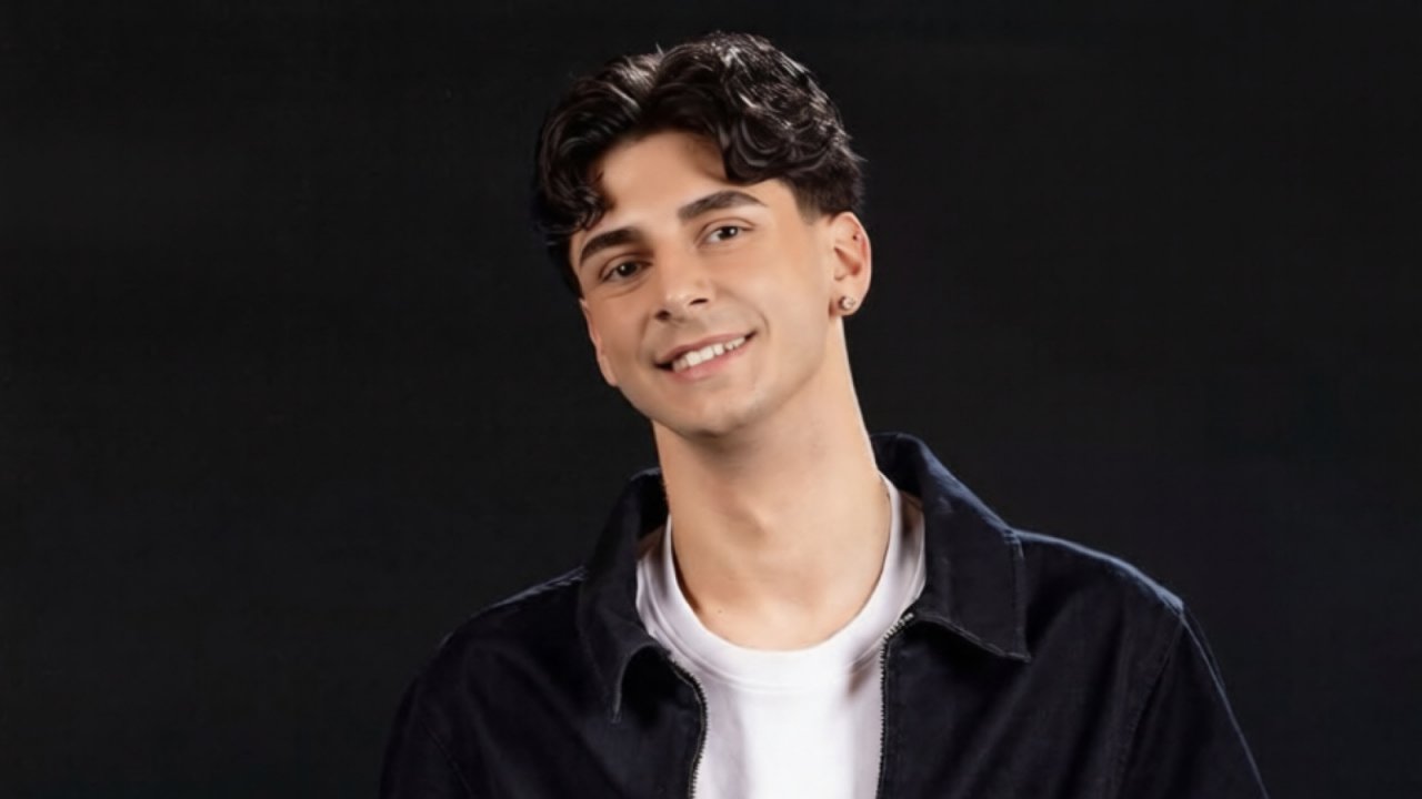 Amici 25, Alex Calu rompe il silenzio dopo l’eliminazione: “Grazie per aver creduto in me”