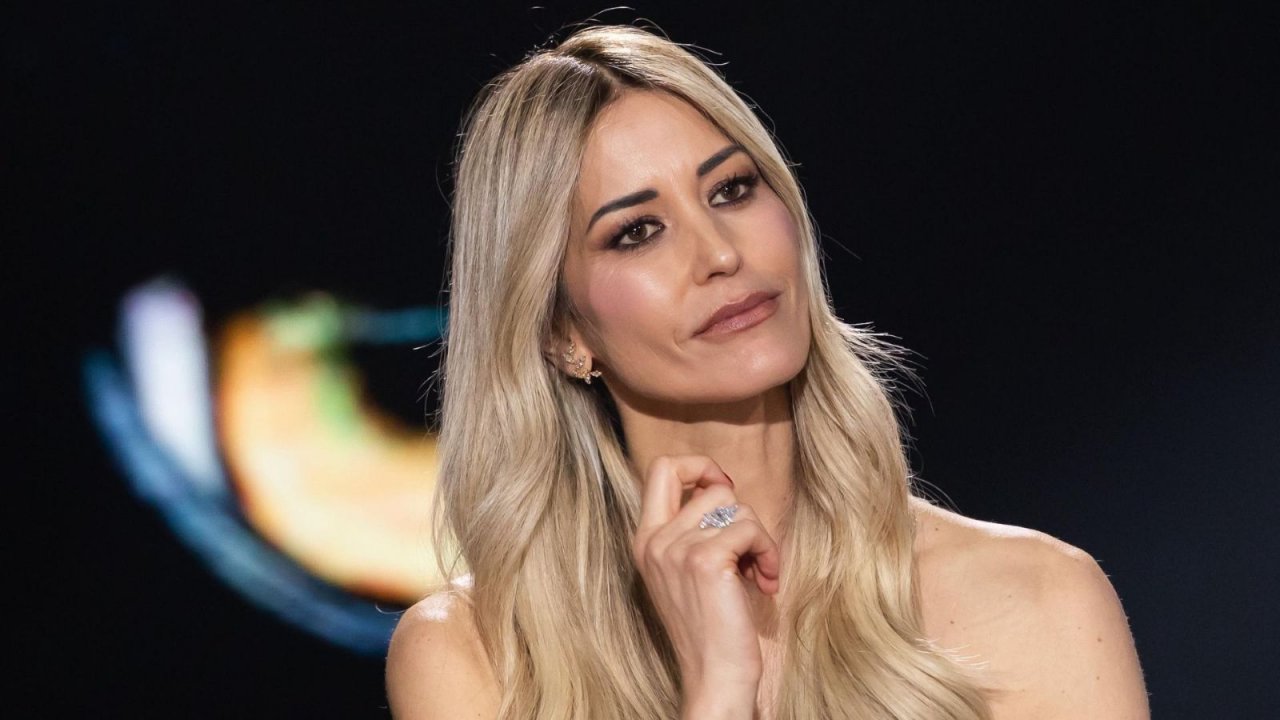 Elena Santarelli shock su Emilio Fede a Belve: "Licenziata dopo un no a cena"