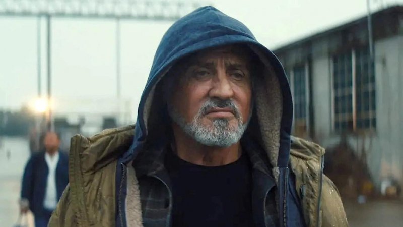 Samaritan stasera in tv: Sylvester Stallone supereroe e quel colpo di scena davvero speciale