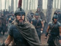 Odissea, polemiche per l'accento americano nel trailer: 'Sembrano fuori da uno Starbucks'