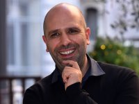 Checco Zalone 'cambia nome' ai David: la figuraccia in diretta del produttore di Buen Camino