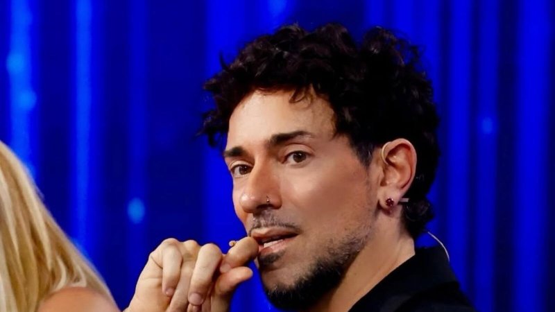 Amici 25, stasera su Canale 5 la scelta dei finalisti: ospiti speciali e sfide decisive