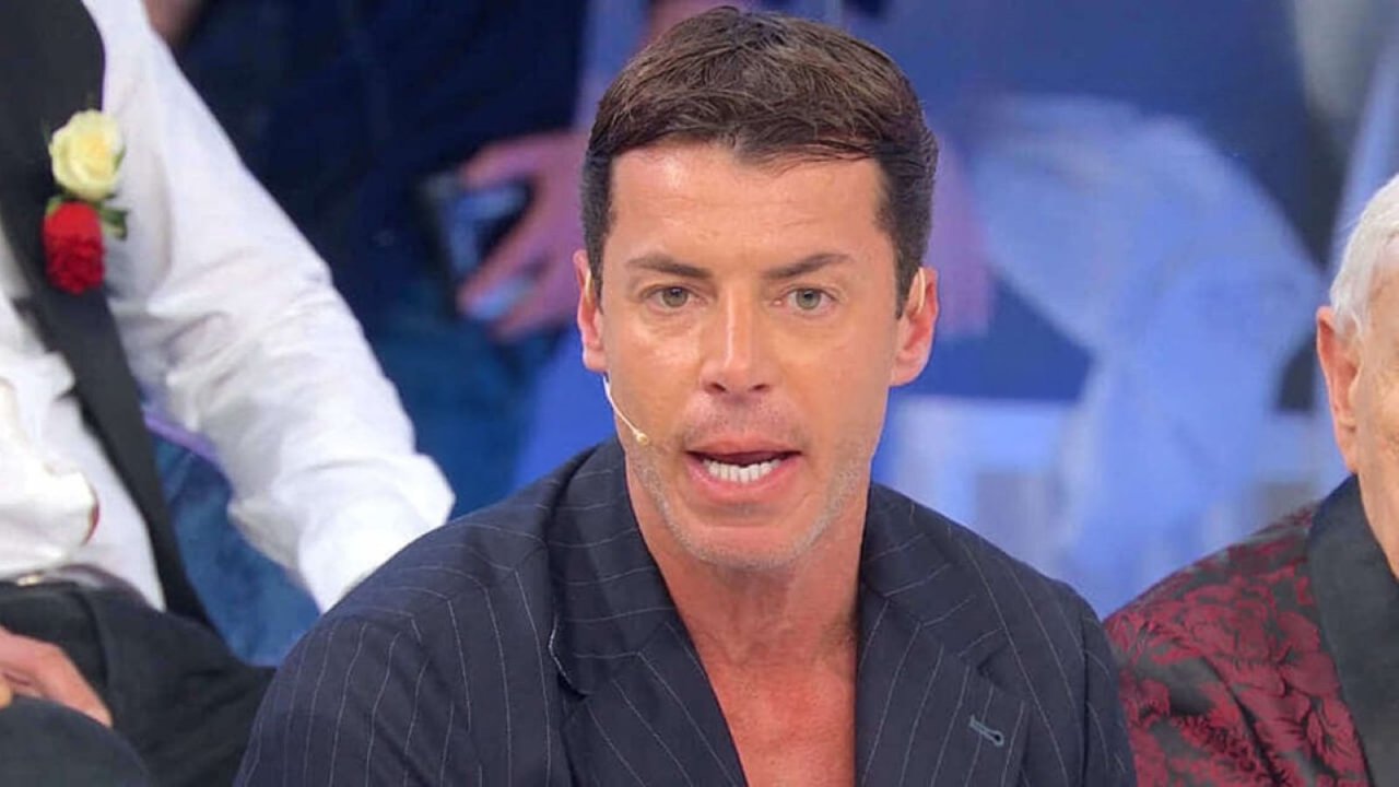 Uomini e Donne: Marco travolto dalle accuse, Diego viene rifiutato da due dame