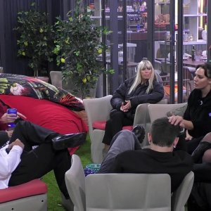 Francesca Manizni al centro delle critiche