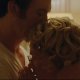 Scarlett Johansson e Miles Teller irriconoscibili nelle prime foto di Paper Tiger