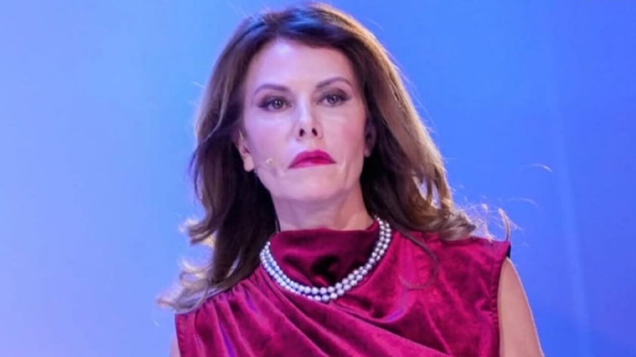 Uomini e Donne oggi: Marco assente in studio, Cinzia parla delle presunte minacce
