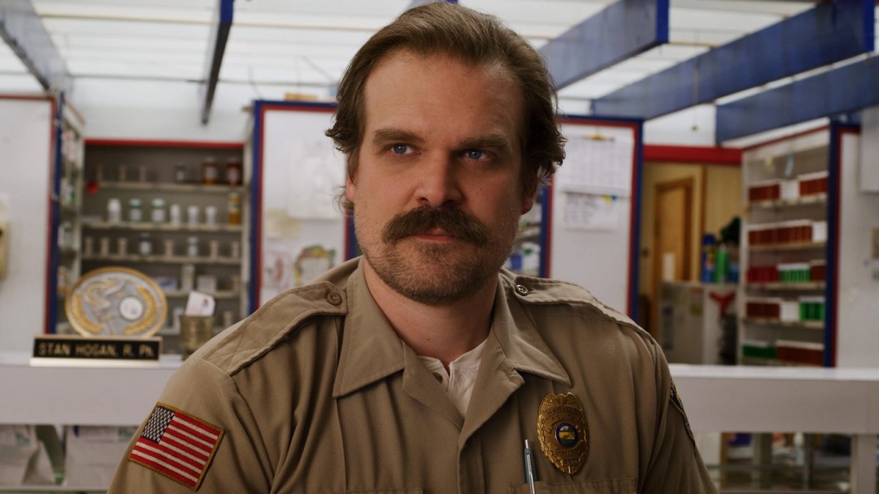 Stranger Things: i fratelli Duffer svelano quale attore volevano per il ruolo di Hopper
