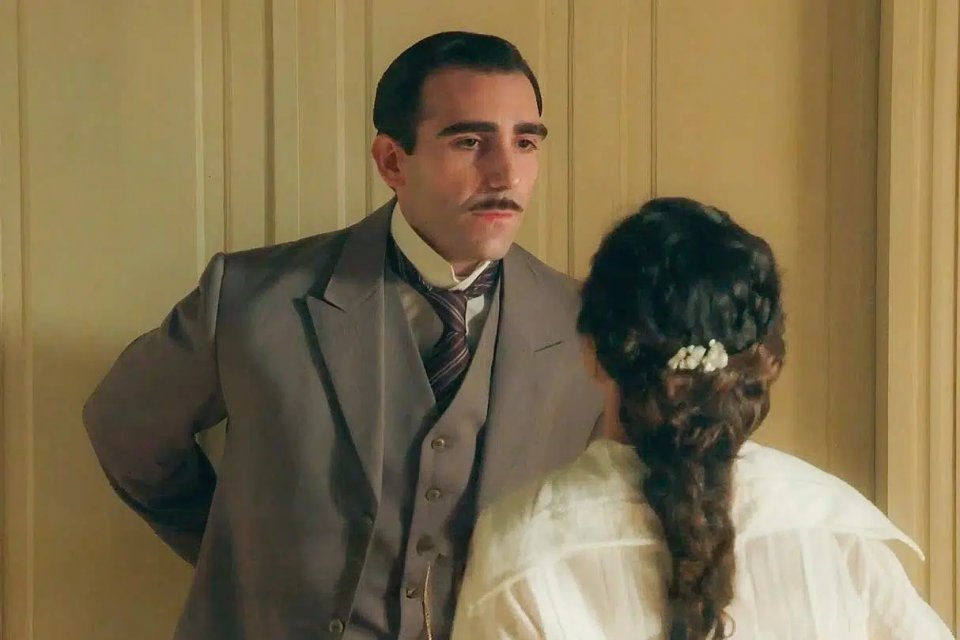 Lorenzo Angela La Promessa
