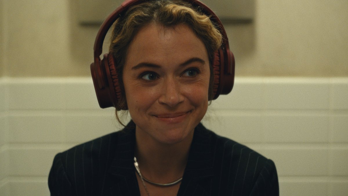 maximum pleasure guaranteed tatiana maslany racconta la serie rivelazione da Movieplayer.it maximum pleasure guaranteed tatiana maslany racconta la serie rivelazione