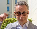 Nicolas Winding Refn sogna di unirsi al DCU: 'Vorrei dirigere un film su un certo personaggio'