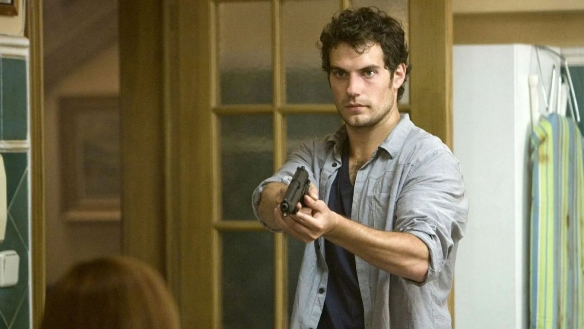 la fredda luce del giorno su italia 1 trama cast e durata del film con henry cavill da Movieplayer.it la fredda luce del giorno su italia 1 trama cast e durata del film con henry cavill