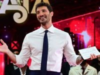 L'Isola dei Famosi, Stefano De Martino trema: dopo Belen arriva un'altra ex