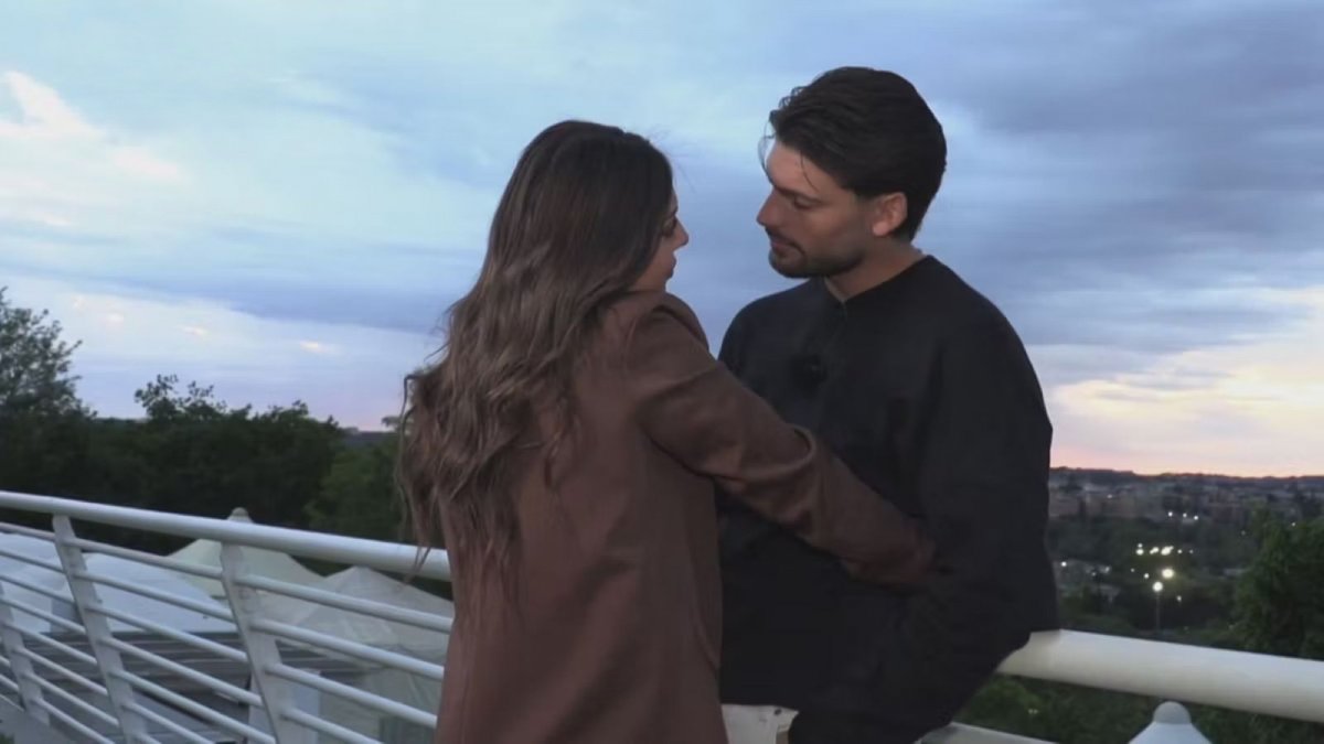 uomini e donne elisa e ciro insieme dopo la scelta spuntano i primi video da Movieplayer.it uomini e donne elisa e ciro insieme dopo la scelta spuntano i primi video