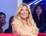 Selvaggia Lucarelli in pole per la conduzione dell'Isola dei famosi, Chiofalo naufrago