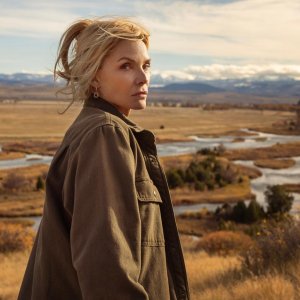 The Madison: Michelle Pfeiffer in una scena della serie