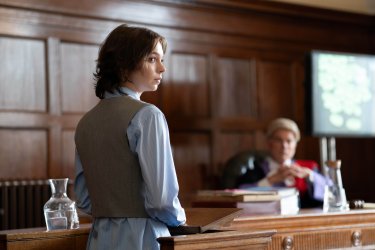 Come Uccidono Le Brave Ragazze Emma Myers Scena Tribunale Seconda Stagione Serie Tv Netflix