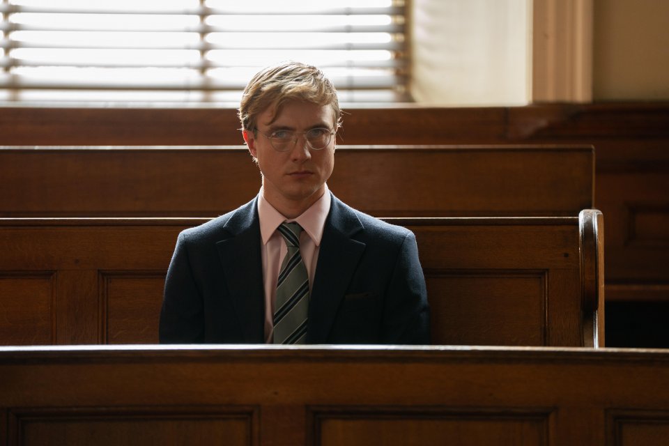 Come Uccidono Le Brave Ragazze Henry Ashton Scena Cimitero Seconda Stagione Serie Tv Netflix